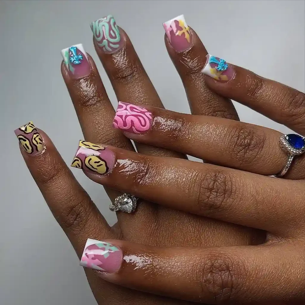 Graffiti Pop French Tips