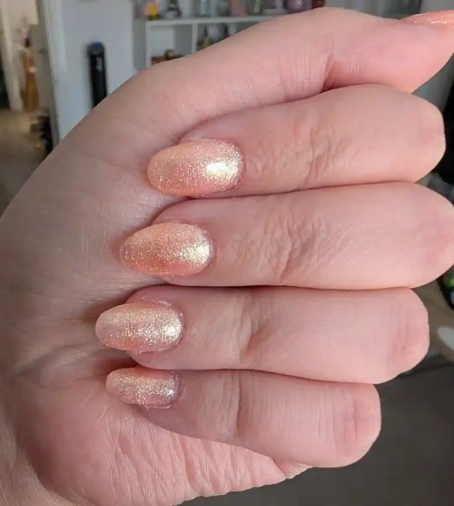 Shimmering Peach Coral Round Nails