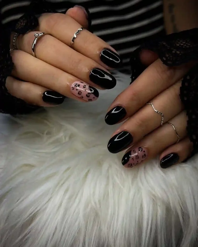 Glossy Black with Pink Leopard Accent