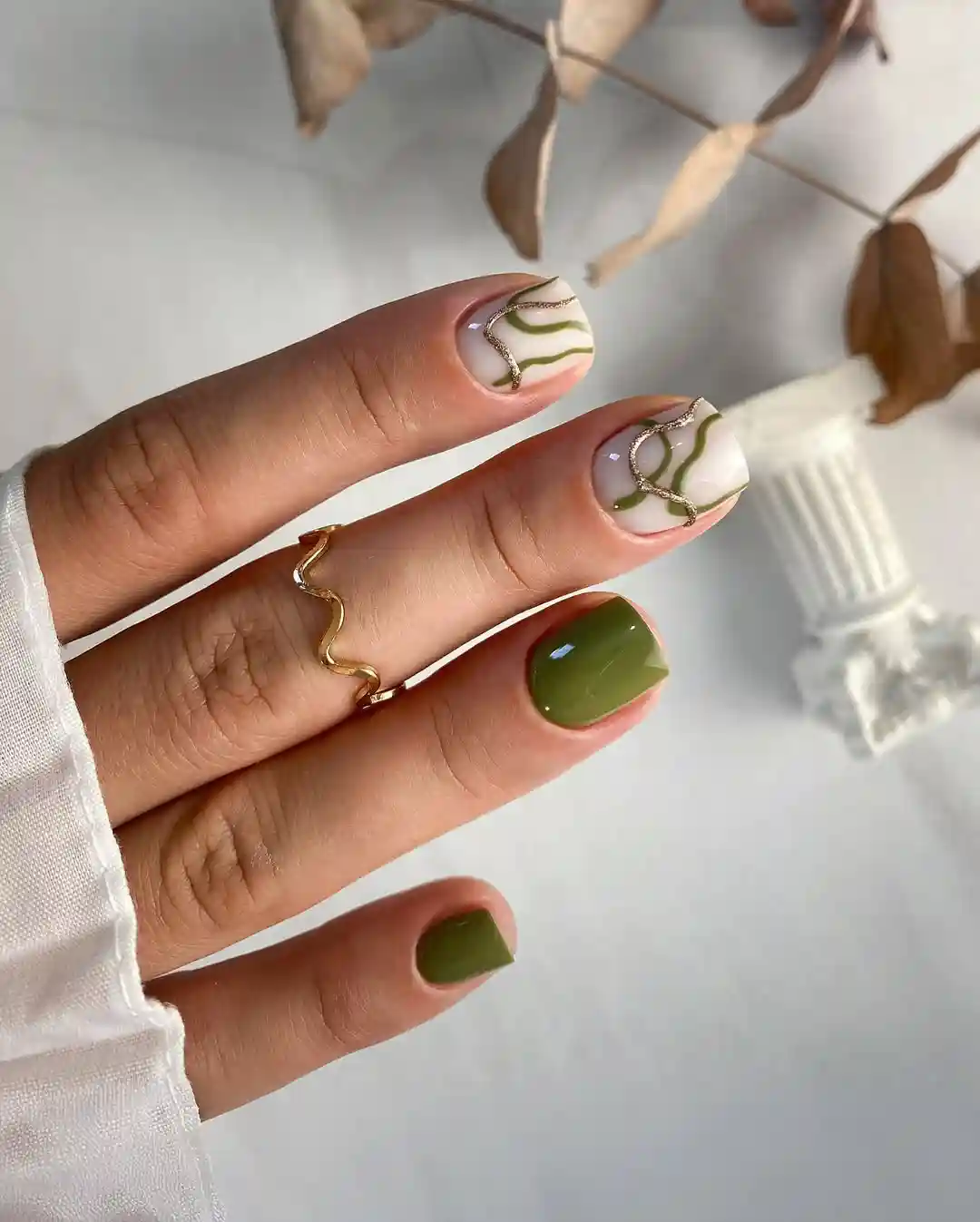 25 Minimalist Nail Designs Ideas